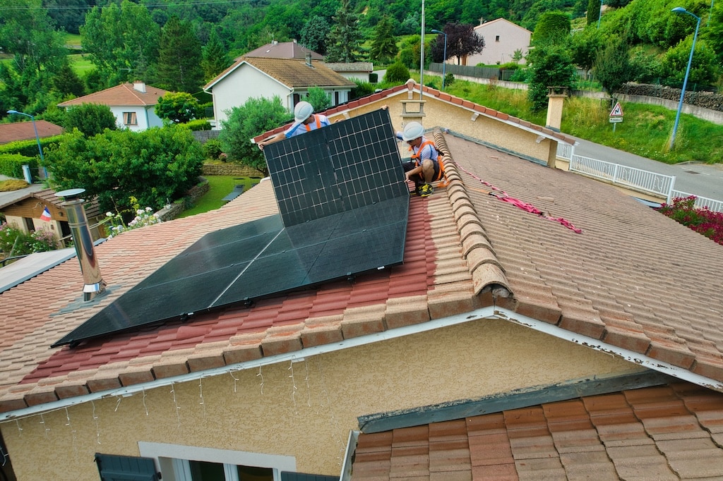 découvrez nos solutions d'assurance solaire pour protéger votre installation photovoltaïque. bénéficiez d'une couverture complète contre les aléas et optimisez votre investissement énergétique en toute sérénité.