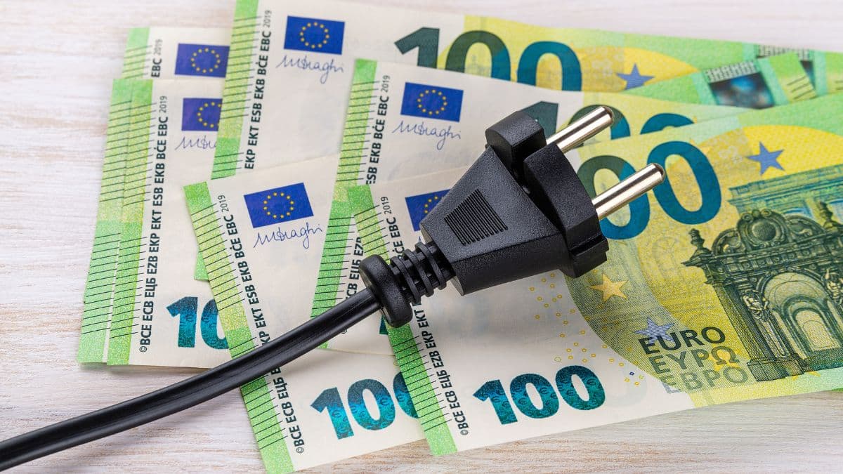 découvrez des astuces pratiques et efficaces pour économiser de l'électricité et améliorer votre consommation énergétique au quotidien. simplifiez-vous la vie avec nos conseils recommandés !