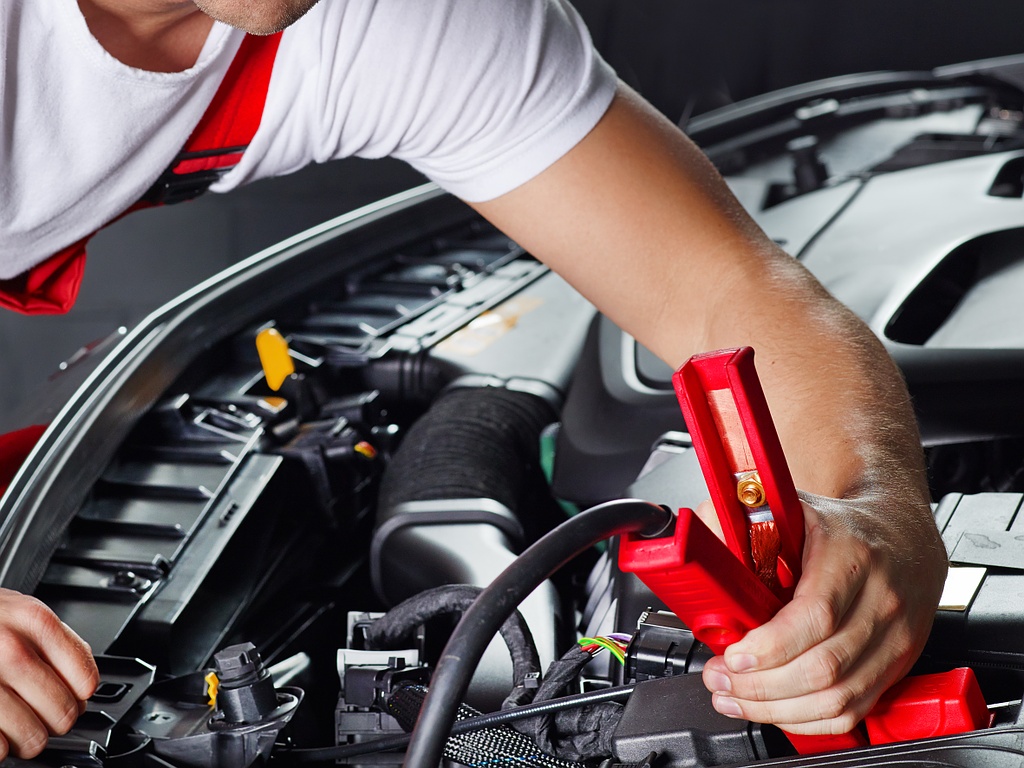 découvrez tout ce qu'il faut savoir sur l'auto-électricité : innovations, techniques, et solutions pour optimiser l'énergie de votre véhicule électrique. plongez dans un univers où la mobilité durable rencontre la technologie avancée.