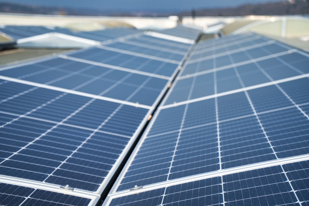 découvrez comment maximiser votre indépendance énergétique grâce à l'autoconsommation. cet article explore des exemples pratiques, conseils et avantages pour produire et consommer votre propre énergie efficacement.