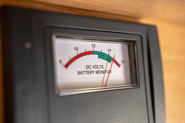 découvrez comment maximiser l'autonomie électrique de votre camping-car avec nos conseils pratiques et astuces. apprenez à optimiser vos systèmes énergétiques pour des voyages prolongés sans compromis.
