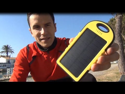 découvrez notre guide d'avis sur les chargeurs solaires pour la randonnée. comparez les performances, la durabilité et les fonctionnalités des meilleurs modèles pour rester connecté lors de vos aventures en plein air.