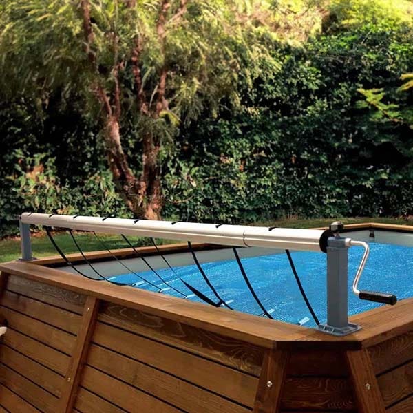 découvrez notre gamme de baches solaires pour piscine, conçues pour réchauffer votre eau tout en la protégeant des débris. idéales pour prolonger la baignade, nos baches sont durables et faciles à utiliser, offrant une solution efficace pour entretenir votre piscine.