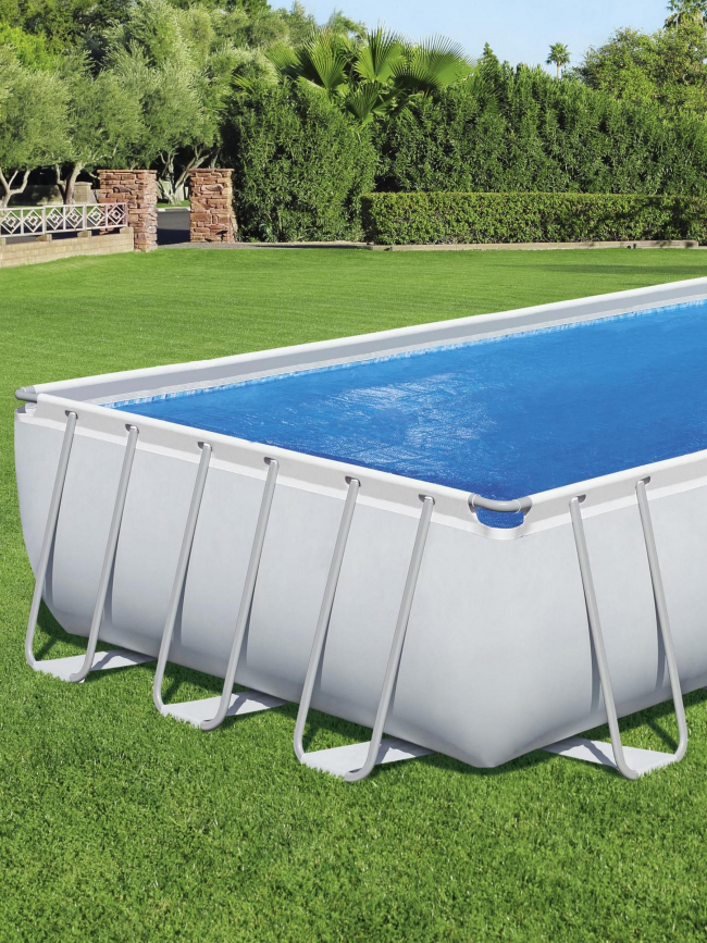 découvrez notre bache solaire pour piscine, idéale pour garder votre eau à la température souhaitée tout en réduisant l'évaporation et en protégeant votre bassin des impuretés. profitez d'une baignade agréable et économique tout au long de la saison!