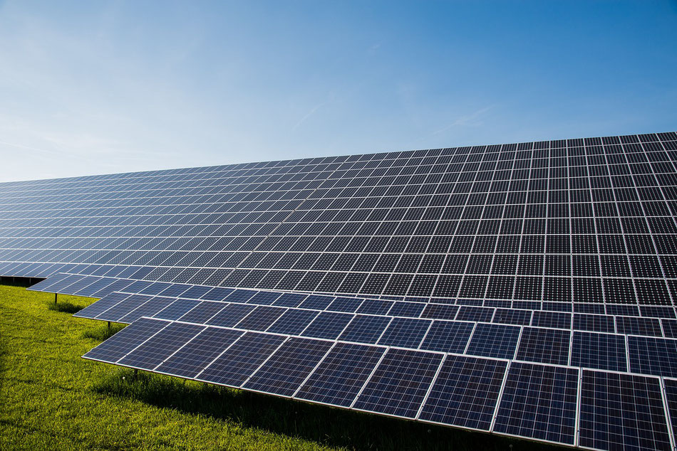 découvrez le bail emphytéotique photovoltaïque, un contrat innovant alliant exploitation de panneaux solaires et gestion durable des terrains. profitez d'avantages fiscaux, d'une sécurité juridique et d'une valorisation de votre patrimoine tout en contribuant à la transition énergétique.