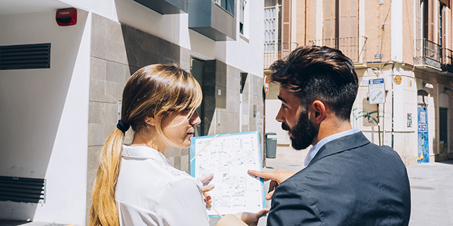 découvrez le bail emphytéotique, un contrat de location à long terme qui procure des droits d'usage et de construction sur un terrain. comprenez ses avantages, ses implications juridiques et comment il peut être un atout pour les propriétaires fonciers et les locataires. informez-vous sur cette option immobilière unique.