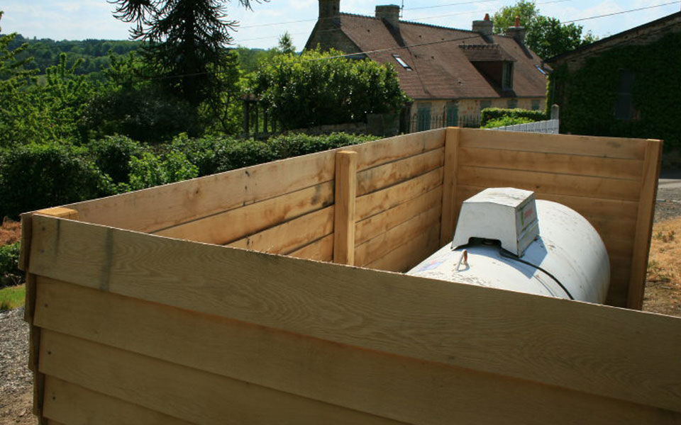 découvrez les avantages du bardage en béton pour vos installations agricoles. résistant, durable et esthétiquement plaisant, le bardage béton optimise la protection et l'efficacité de vos bâtiments agricoles tout en s'intégrant harmonieusement dans votre environnement.