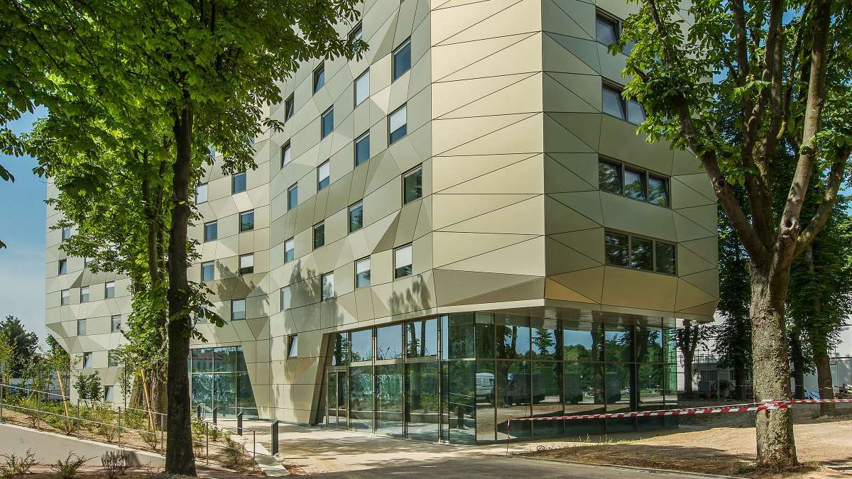découvrez l'univers des bâtiments positifs, des constructions qui allient harmonie avec l'environnement et performance énergétique. explorez les innovations architecturales qui respectent la planète tout en offrant un confort de vie optimal.