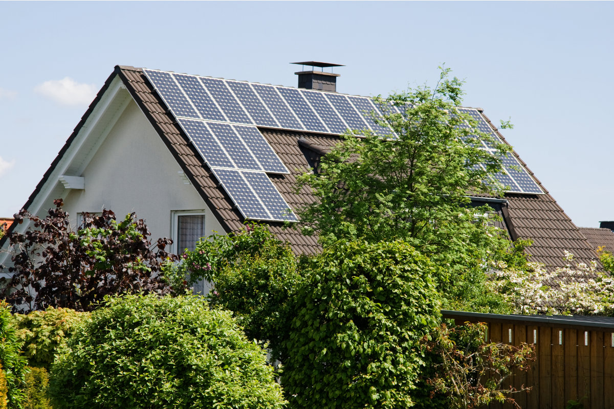 découvrez comment les panneaux solaires peuvent répondre à vos besoins énergétiques. informez-vous sur les avantages financiers et environnementaux de l'énergie solaire, des solutions sur mesure et des options d'installation adaptées à votre maison.