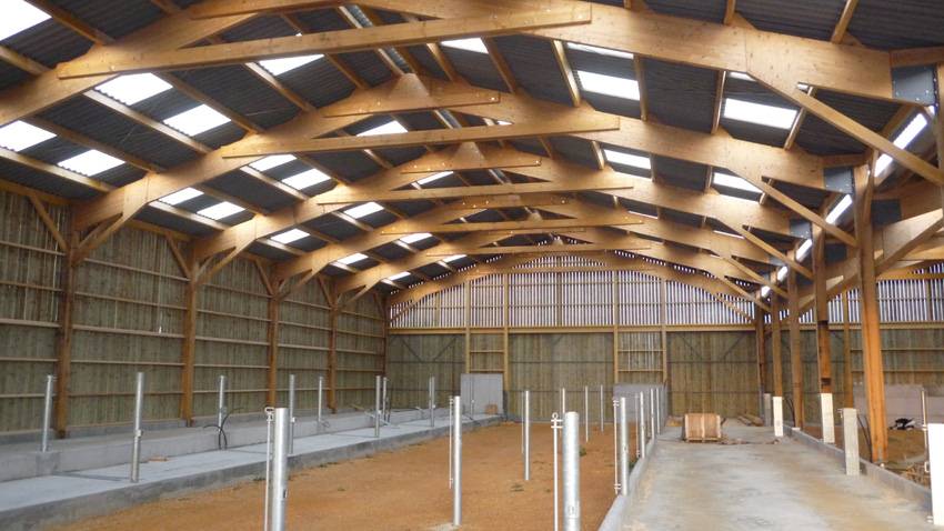 découvrez l'univers du bois agricole : des produits de qualité pour vos projets de construction et d'aménagement dans le secteur agricole. explorez nos solutions durables et adaptés aux besoins des agriculteurs et des professionnels du milieu rural.