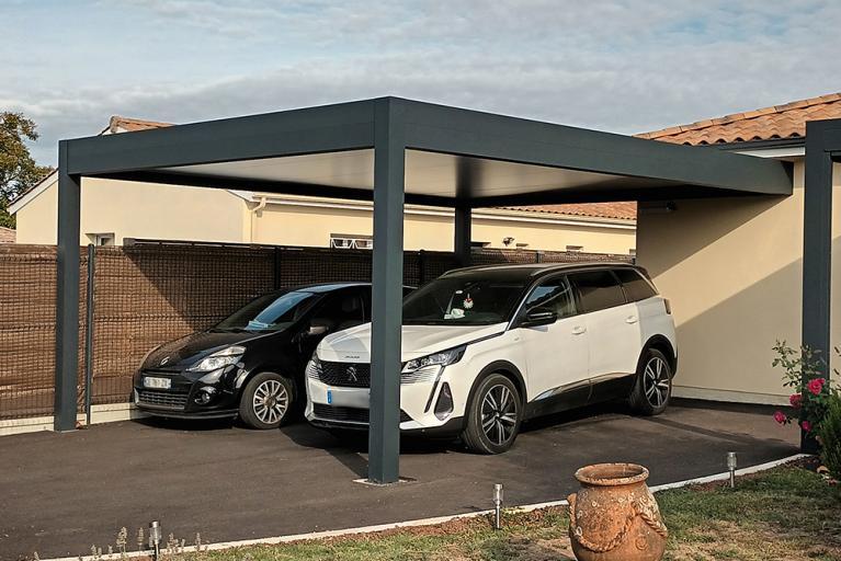 découvrez notre carport 1 pan, une solution élégante et pratique pour protéger votre véhicule tout en ajoutant du charme à votre extérieur. conçu pour résister aux intempéries, il s'intègre facilement dans tout environnement. idéal pour optimiser l'espace tout en offrant une excellente visibilité.