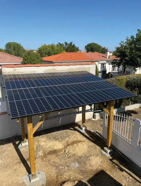 découvrez notre carport photovoltaïque, une solution innovante qui allie protection de votre véhicule et production d'énergie renouvelable. optimisez votre espace extérieur tout en réduisant votre empreinte carbone grâce à des panneaux solaires intégrés.