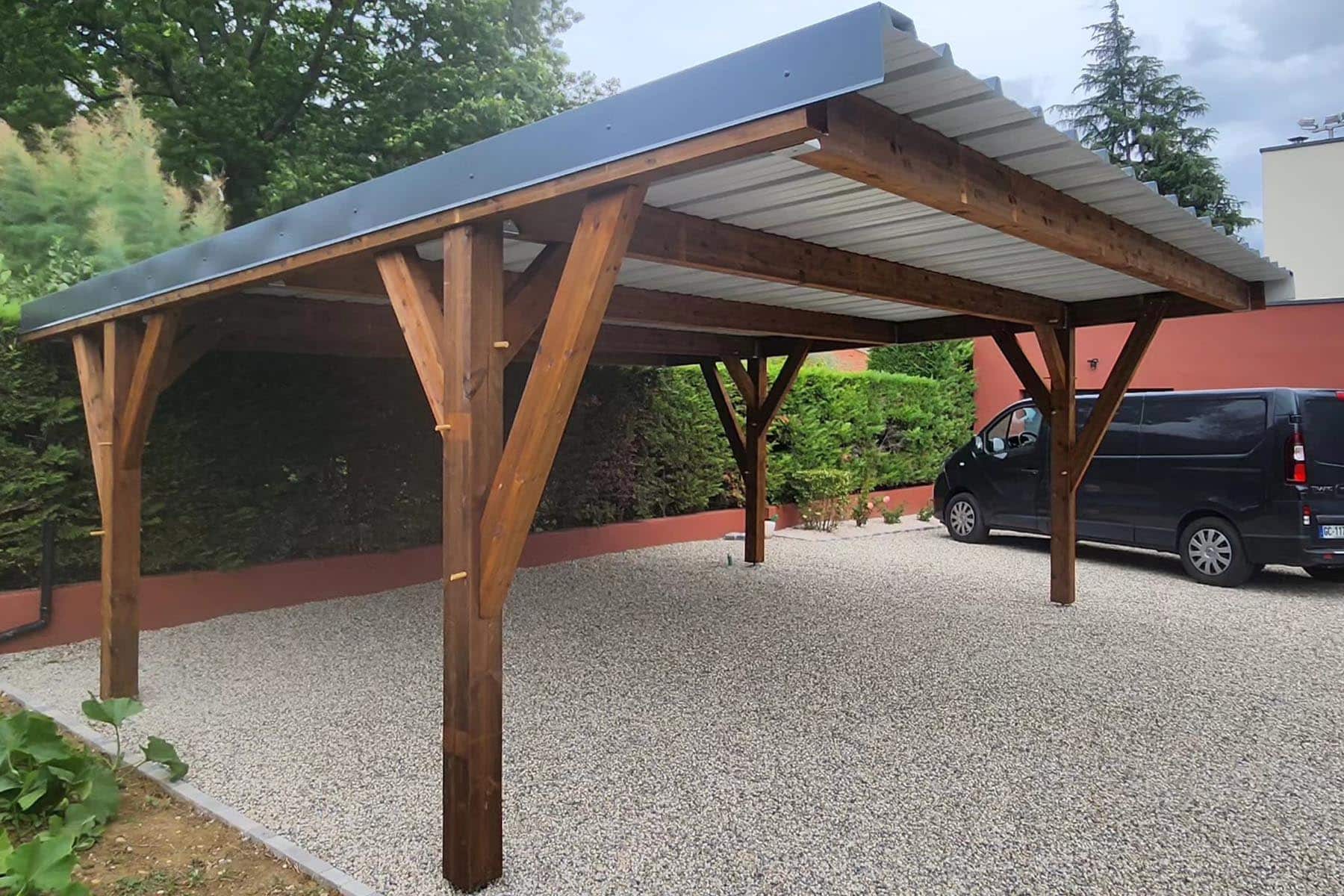 découvrez les avantages d'un carport solaire, une solution esthétique et écologique pour abriter votre véhicule tout en produisant de l'électricité renouvelable. transformez votre espace extérieur en une véritable source d'énergie grâce à cette installation innovante.