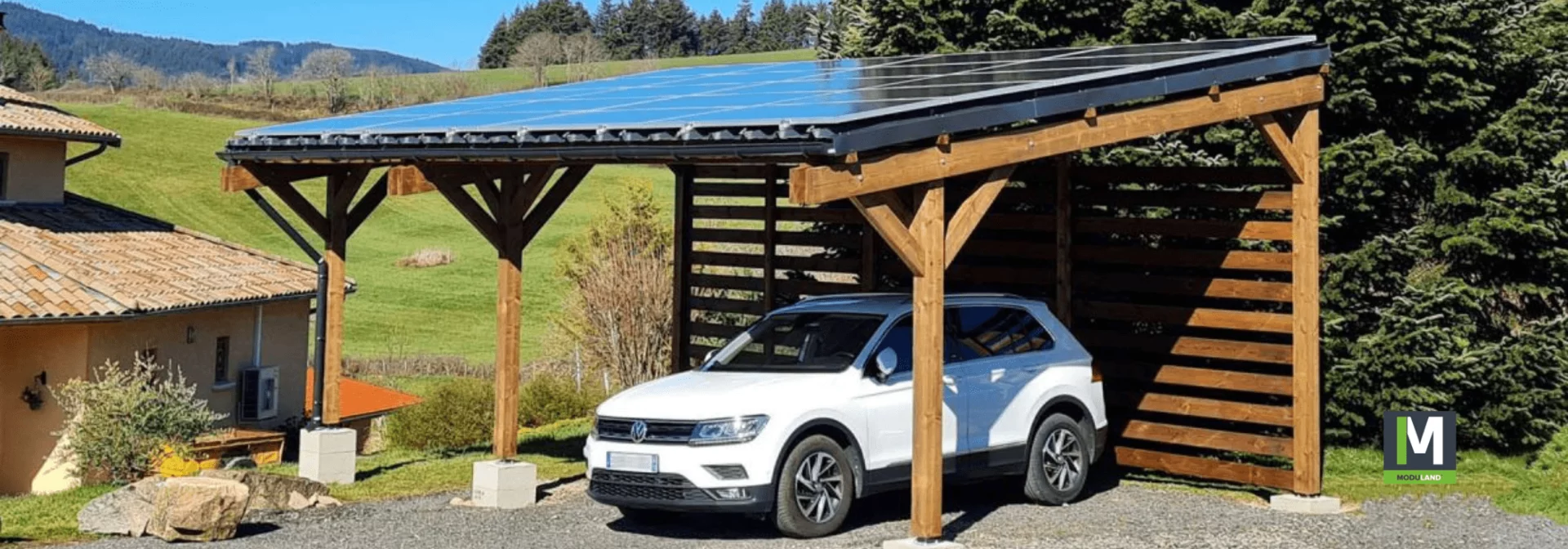 découvrez les avantages d'un carport solaire, une solution innovante pour stationner votre véhicule tout en produisant de l'énergie propre. alliez esthétique et écologie avec un abri qui protège votre voiture et alimente votre maison grâce à des panneaux solaires intégrés.