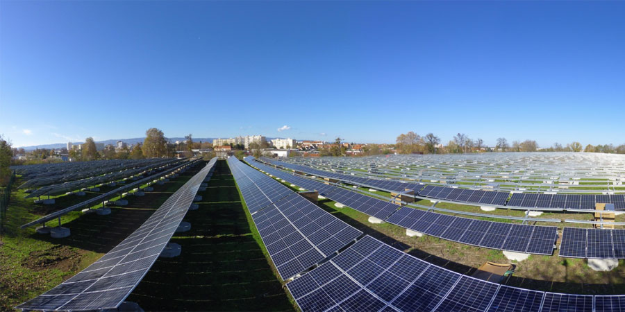 découvrez notre centrale photovoltaïque, un système innovant pour produire de l'énergie renouvelable grâce à la puissance du soleil. optimisez votre consommation d'électricité tout en réduisant votre empreinte carbone avec des solutions durables.