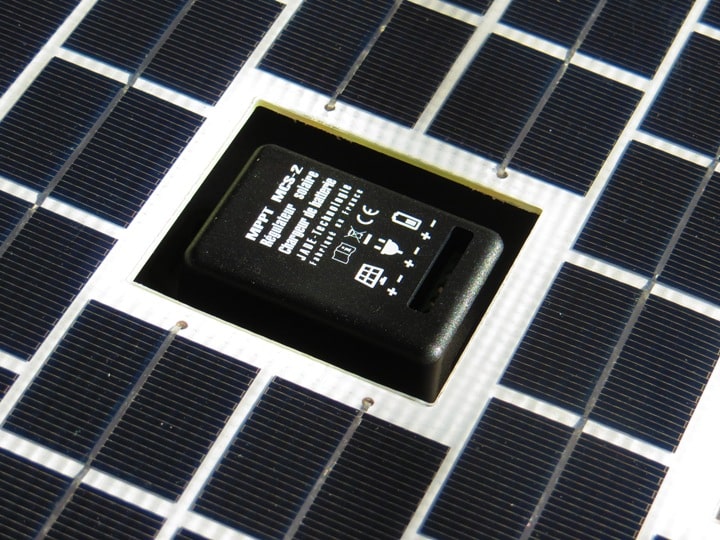 découvrez l'efficacité et les avantages des systèmes de charge solaire. offrez à vos appareils une source d'énergie renouvelable et écologique, tout en réduisant votre empreinte carbone. idéales pour les aventuriers, les campeurs ou à la maison, les charges solaires garantissent une autonomie énergétique à tout moment.