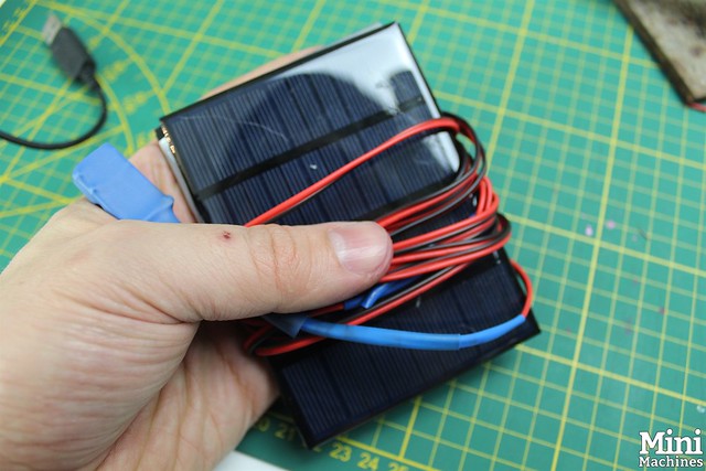 découvrez comment créer votre propre chargeur solaire diy avec notre guide pas à pas. apprenez à utiliser des panneaux solaires pour recharger vos appareils en toute simplicité, tout en respectant l'environnement. idéal pour les passionnés de bricolage et les amoureux de la nature!