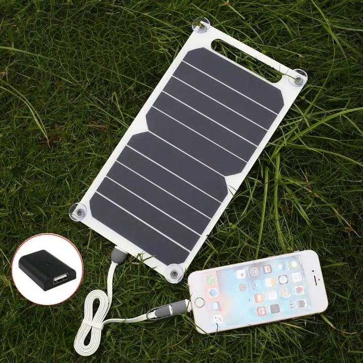 découvrez notre chargeur solaire spécialement conçu pour les randonneurs. profitez d'une source d'énergie durable et portable pour recharger vos appareils lors de vos aventures en plein air, tout en respectant l'environnement.
