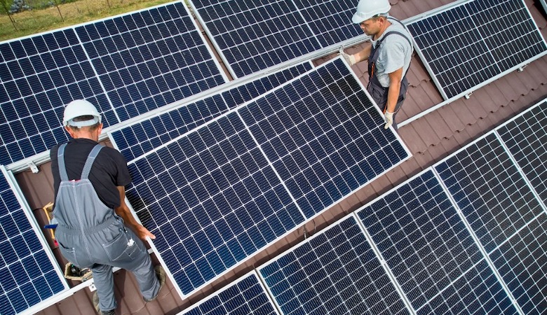 découvrez notre guide complet sur le choix photovoltaïque pour optimiser votre installation solaire. comparez les différents types de panneaux solaires, apprenez à évaluer vos besoins énergétiques et trouvez les meilleures solutions pour réduire votre facture d'électricité tout en préservant l'environnement.