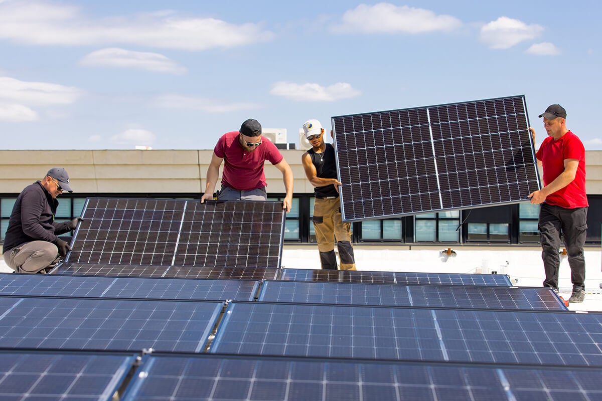 découvrez comment effectuer le meilleur choix photovoltaïque pour votre domicile ou votre entreprise. guide complet sur les types de panneaux, les critères à considérer et les avantages d'une installation solaire. engagez-vous dans une énergie renouvelable durable et économique.