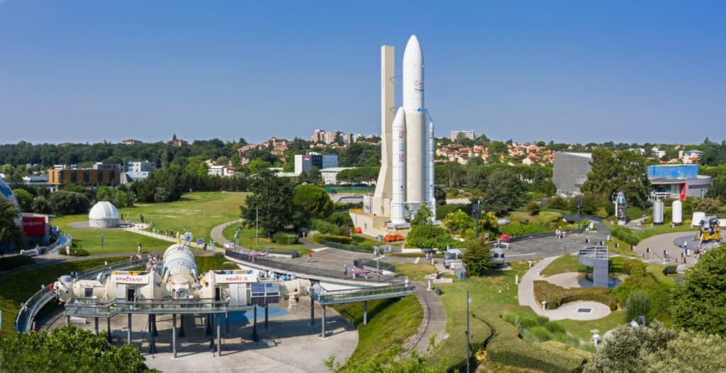 découvrez les enjeux et les opportunités de la cité 2025, un projet novateur qui redéfinit l'urbanisme et la vie communautaire à l'aube d'une nouvelle ère. explorez les innovations technologiques, l'écologie intégrée et un mode de vie durable tout en s'inscrivant dans une vision collective pour l'avenir.