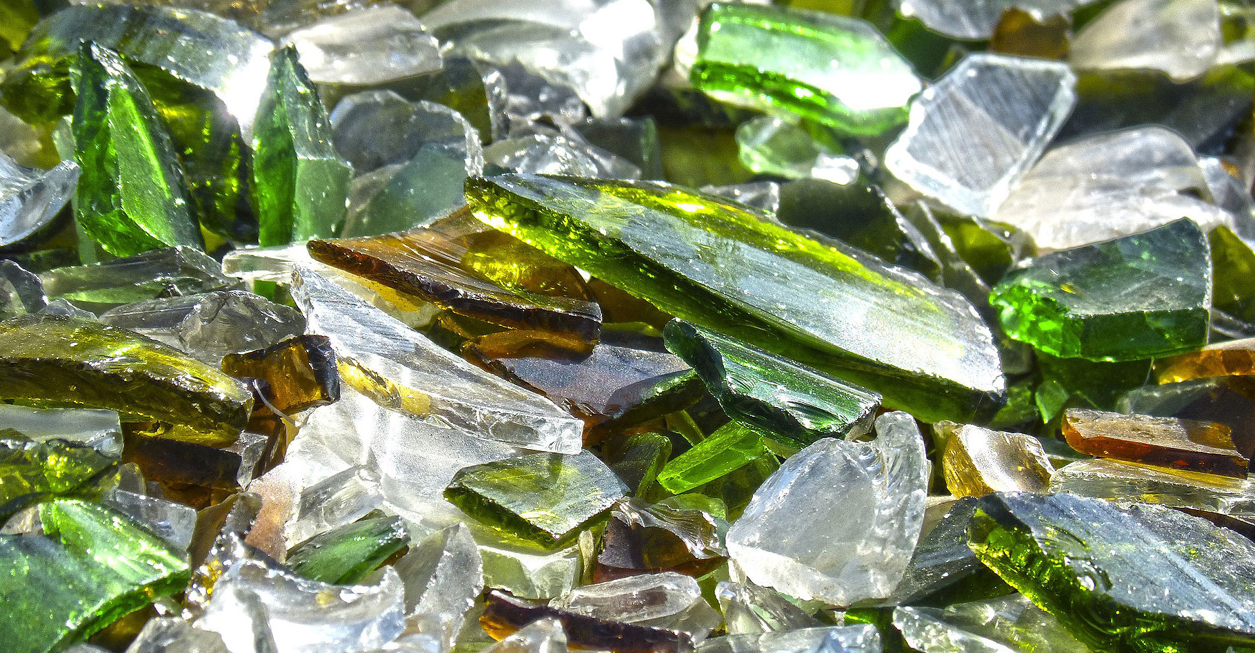 découvrez l'importance du recyclage du verre pour préserver notre planète. apprenez comment transformer vos déchets en ressources précieuses grâce à des initiatives écologiques et responsables. engagez-vous pour un environnement durable en pratiquant le tri du verre et en soutenant les efforts de recyclage.
