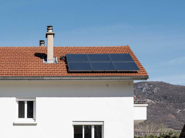 découvrez les avantages des panneaux solaires thermiques, une solution efficace pour produire de l'eau chaude grâce à l'énergie solaire. économisez sur vos factures d'énergie tout en préservant l'environnement. optez pour une installation durable et performante!