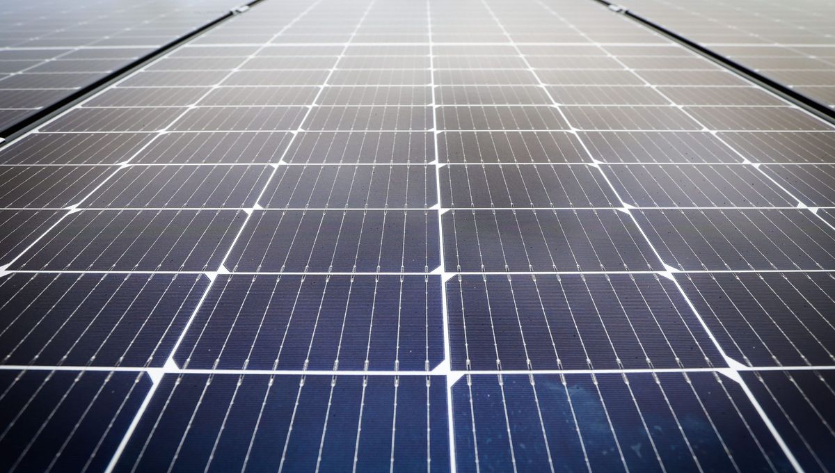 découvrez l'indépendance électrique, un concept clé pour réduire votre dépendance aux réseaux traditionnels et adopter des solutions énergétiques durables. explorez les avantages des énergies renouvelables et apprenez comment devenir autonome sur le plan électrique.