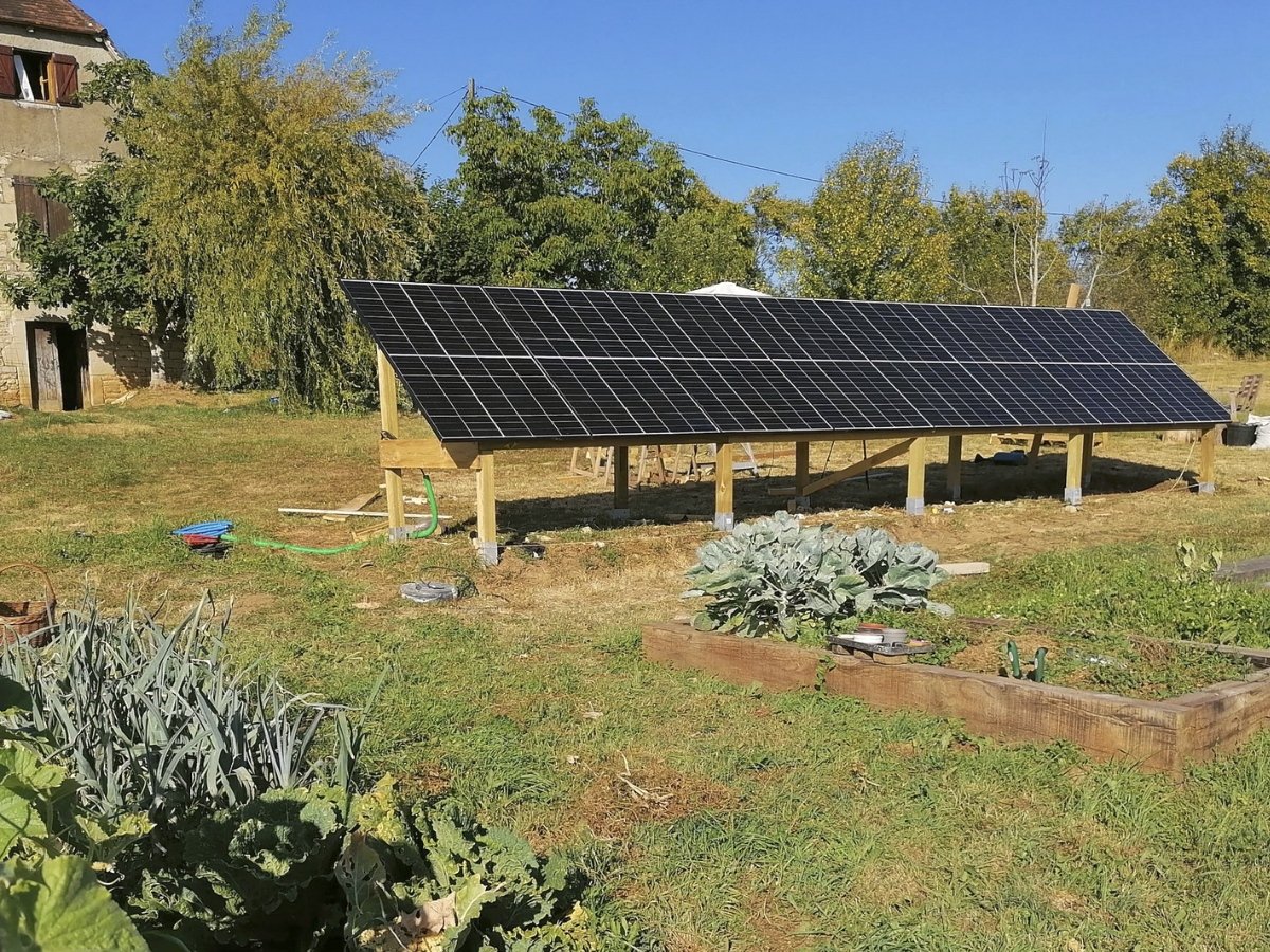 découvrez comment fabriquer votre propre panneau solaire étape par étape. apprenez les techniques et les matériaux nécessaires pour créer une source d'énergie renouvelable et réduire votre empreinte carbone. idéal pour les bricoleurs et les passionnés d'écologie !