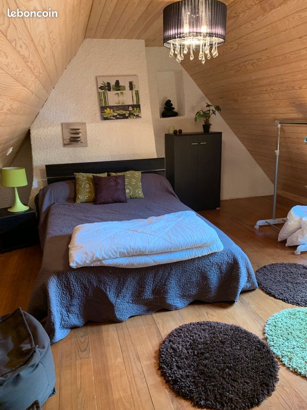 découvrez l'histoire et le charme d'une maison classée, véritable bijou du patrimoine architectural français. plongez dans son atmosphère unique et ses caractéristiques exceptionnelles, témoins d'un savoir-faire d'antan.