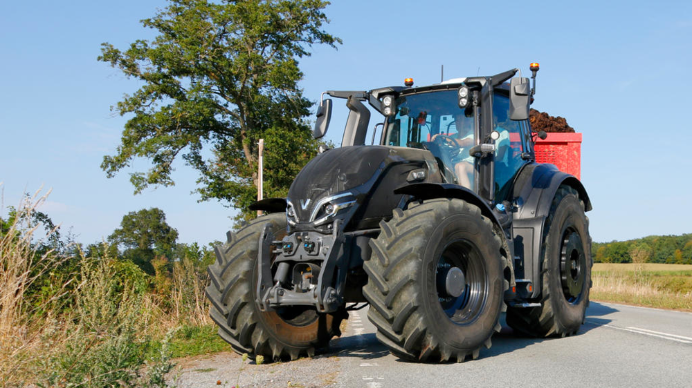 découvrez notre expertise en tant que constructeur agricole. nous concevons des structures adaptées à vos besoins, alliant performance et durabilité. que ce soit pour des locaux d'élevage, des serres ou des entrepôts, nous vous accompagnons dans la réalisation de votre projet.