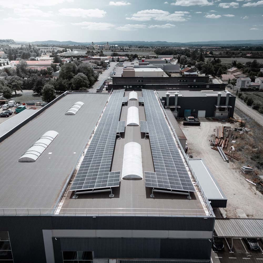 découvrez notre expertise en tant que constructeur de bâtiments photovoltaïques. nous concevons des structures innovantes et durables, intégrant des solutions solaires performantes pour maximiser votre consommation d'énergie. optez pour un avenir énergétique responsable avec nos constructions adaptées à vos besoins.