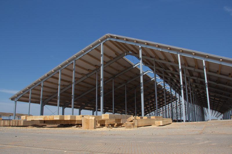 découvrez nos solutions innovantes en construction agricole, adaptées aux besoins des agriculteurs modernes. optimisez vos espaces de travail avec des structures durables et fonctionnelles, conçues pour améliorer votre productivité et répondre aux exigences de l'agriculture d'aujourd'hui.