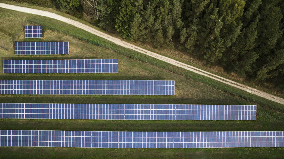 découvrez les détails du contrat photovoltaïque de 2011, une opportunité pour les particuliers et les entreprises souhaitant investir dans l'énergie solaire. informez-vous sur les avantages, les conditions et les implications de ce contrat pour maximiser votre retour sur investissement.