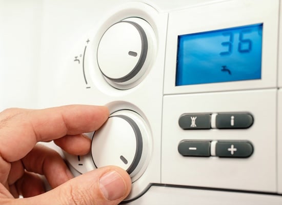découvrez les facteurs influençant le coût du chauffage, les différentes options disponibles et des conseils pour réduire vos dépenses énergétiques tout en restant au chaud. optimisez votre budget chauffage grâce à nos astuces pratiques.