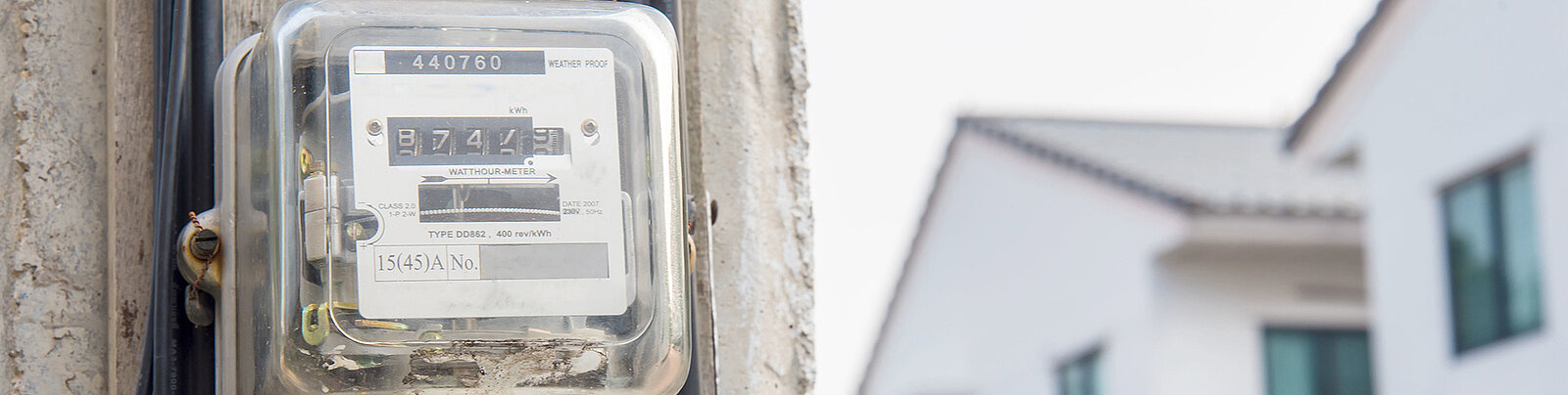découvrez le coût du chauffage électrique pour un logement de 100m2. comparez les différentes options, estimez vos dépenses énergétiques et trouvez des solutions économiques pour optimiser votre confort thermique tout en maîtrisant votre budget.
