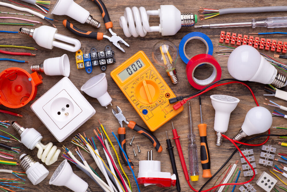 découvrez comment estimer le coût de l'électricité de votre maison, avec des conseils pratiques pour réduire votre facture tout en maintenant un confort énergétique optimal.