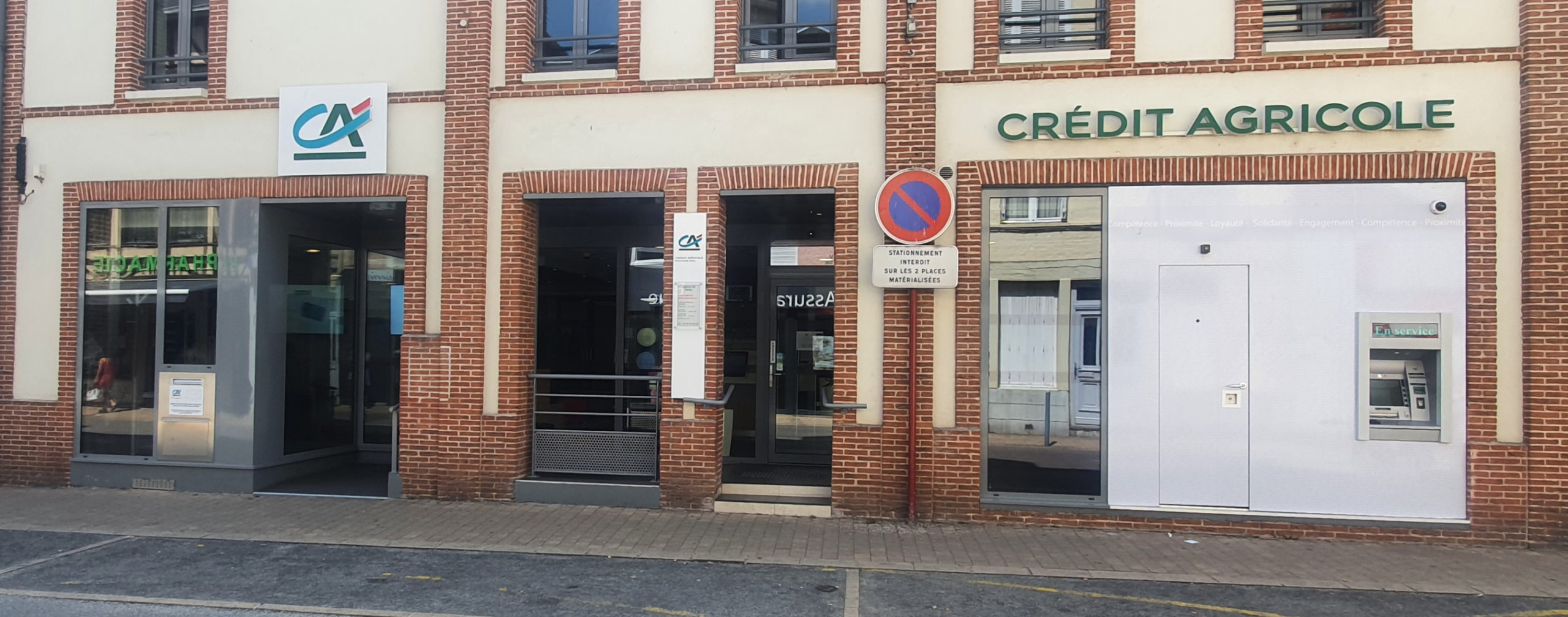 découvrez les services du crédit agricole normandie, votre partenaire bancaire de confiance pour vos projets. bénéficiez de conseils personnalisés et d'offres adaptées à vos besoins financiers, que ce soit pour un prêt, une épargne ou une assurance. rejoignez une banque engagée et proche de ses clients en normandie.