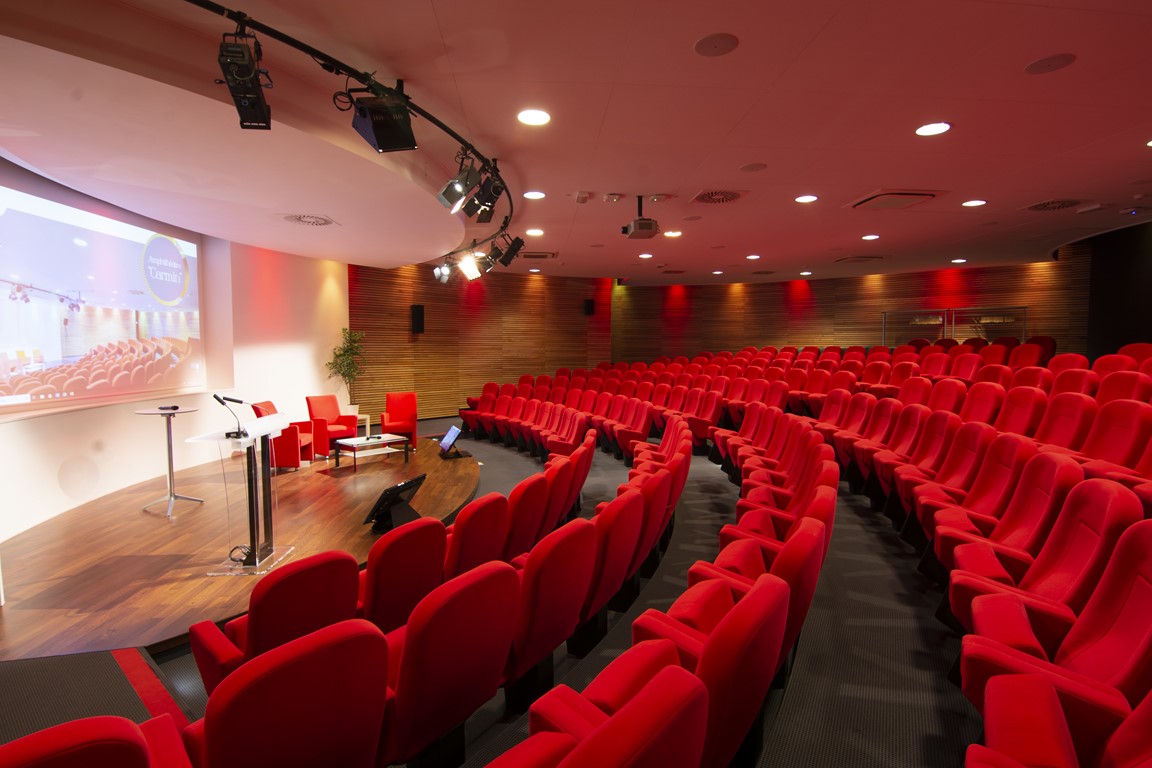 découvrez les services innovants du crédit agricole normandie, votre partenaire bancaire privilégié pour tous vos projets financiers. profitez d'une expertise locale, de solutions adaptées à vos besoins, et d'un accompagnement personnalisé pour vous aider à réaliser vos rêves.