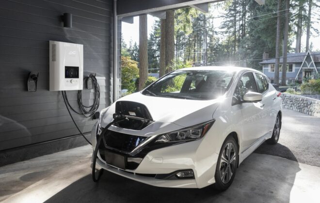 découvrez comment bénéficier du crédit d'impôt pour l'installation de bornes de recharge électrique en 2025. profitez des aides financières pour transitionner vers des solutions énergétiques plus durables tout en réduisant vos dépenses.
