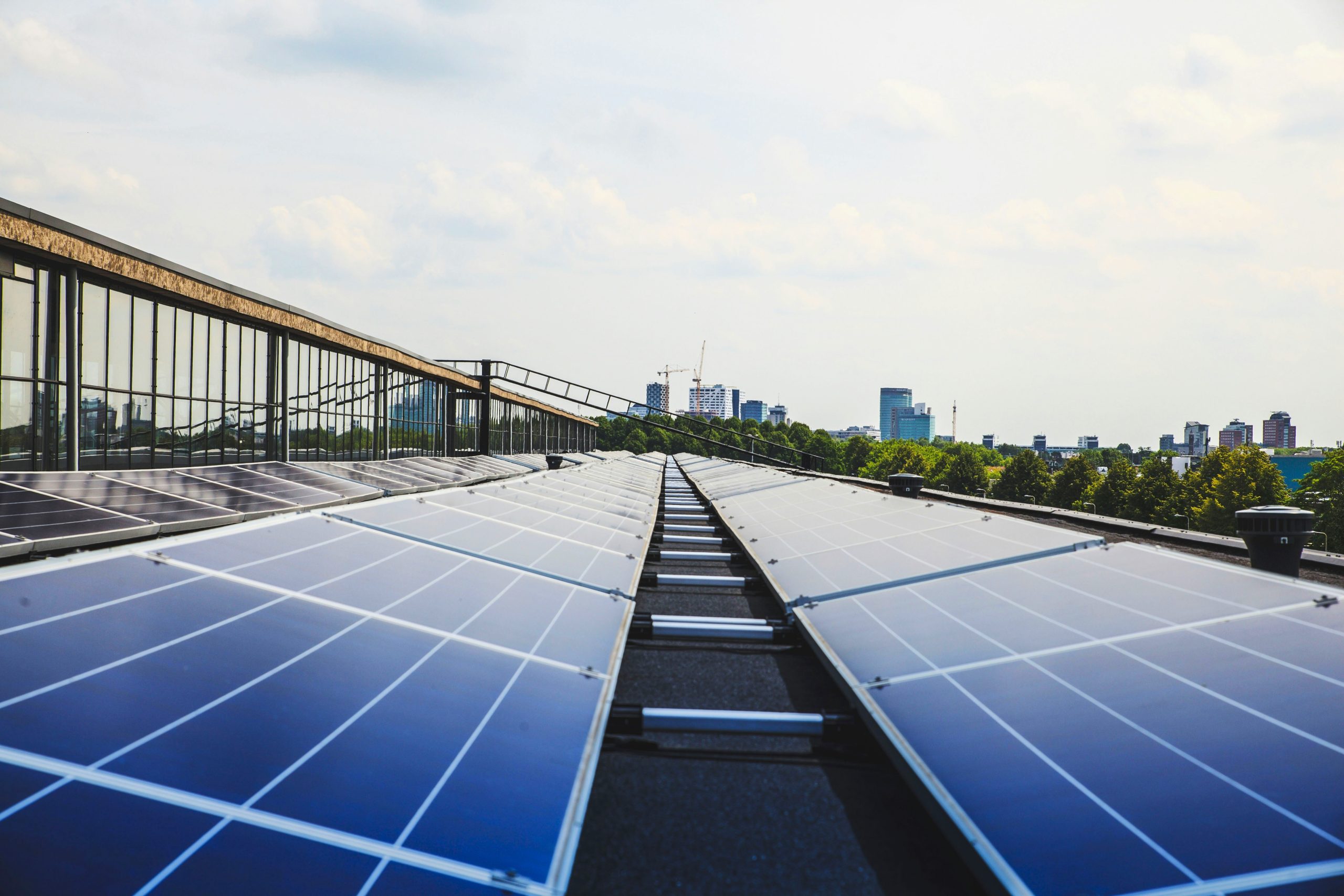 découvrez nos solutions de crédit solar pour financer votre installation solaire. profitez d'une énergie renouvelable tout en bénéficiant d'un financement adapté à vos besoins. transformez votre consommation d'énergie et réduisez votre facture grâce à des options de crédit souples et avantageuses.