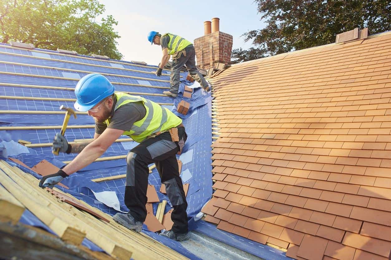 découvrez tout sur la déduction fiscale liée aux travaux de toiture en 2025. profitez d'avantages fiscaux pour vos rénovations, optimisez vos impôts et améliorez votre habitat grâce à nos conseils experts.