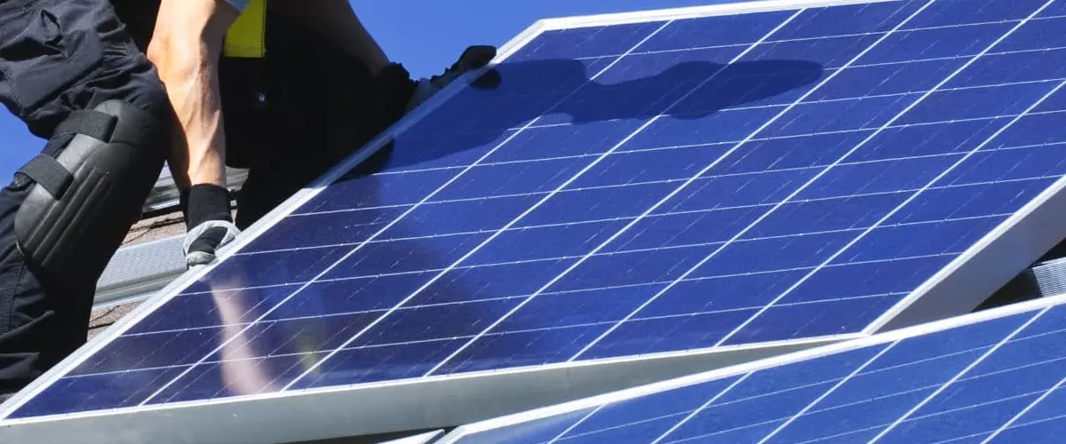 découvrez comment bénéficier d'une déduction d'impôt sur l'installation de panneaux solaires. informez-vous sur les avantages fiscaux, les conditions d'éligibilité et les démarches à suivre pour optimiser votre investissement dans l'énergie renouvelable et réduire vos factures d'électricité.
