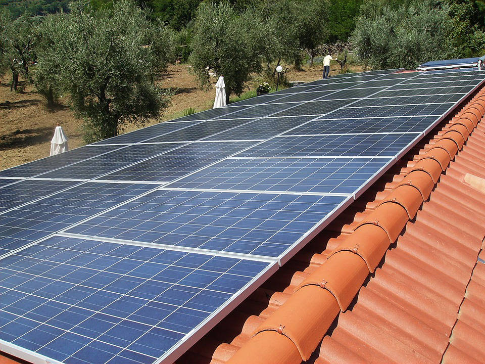 découvrez les étapes essentielles du démantèlement des installations photovoltaïques, pour une transition énergétique responsable et respectueuse de l'environnement. apprenez comment gérer efficacement les matériaux, réduire les déchets et assurer la sécurité tout au long du processus.