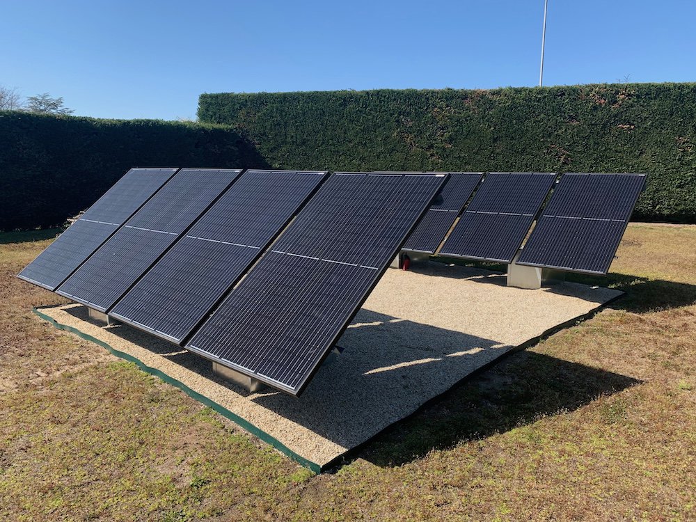 obtenez des devis personnalisés pour l'installation de panneaux solaires. comparez les offres des professionnels et faites le choix qui vous convient le mieux pour réduire votre facture d'électricité tout en préservant l'environnement.
