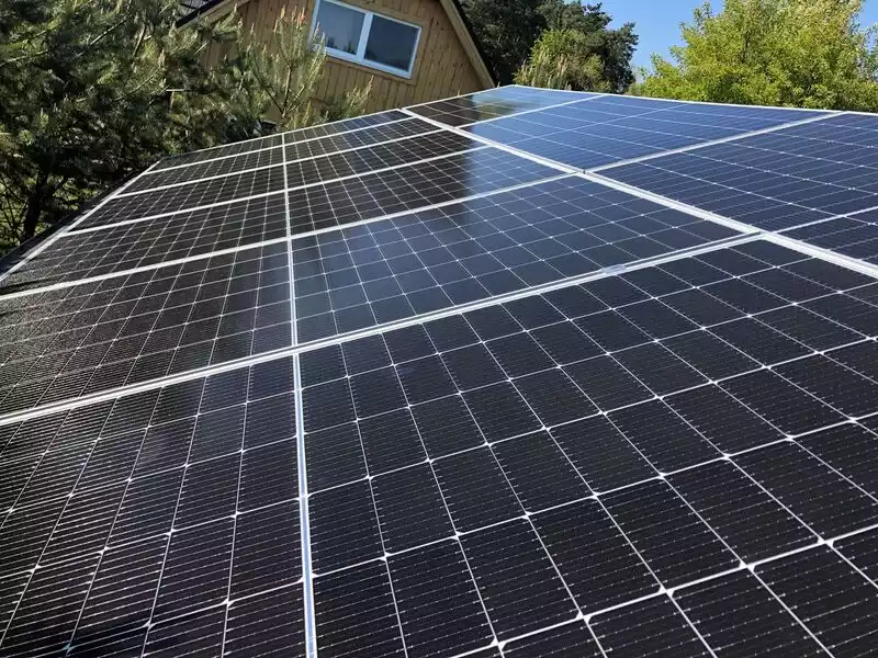 découvrez les dimensions des panneaux solaires, un guide complet pour vous aider à choisir le système d'énergie solaire adapté à vos besoins. informez-vous sur les tailles standard, les variations selon les fabricants et les impacts sur la production d'énergie.