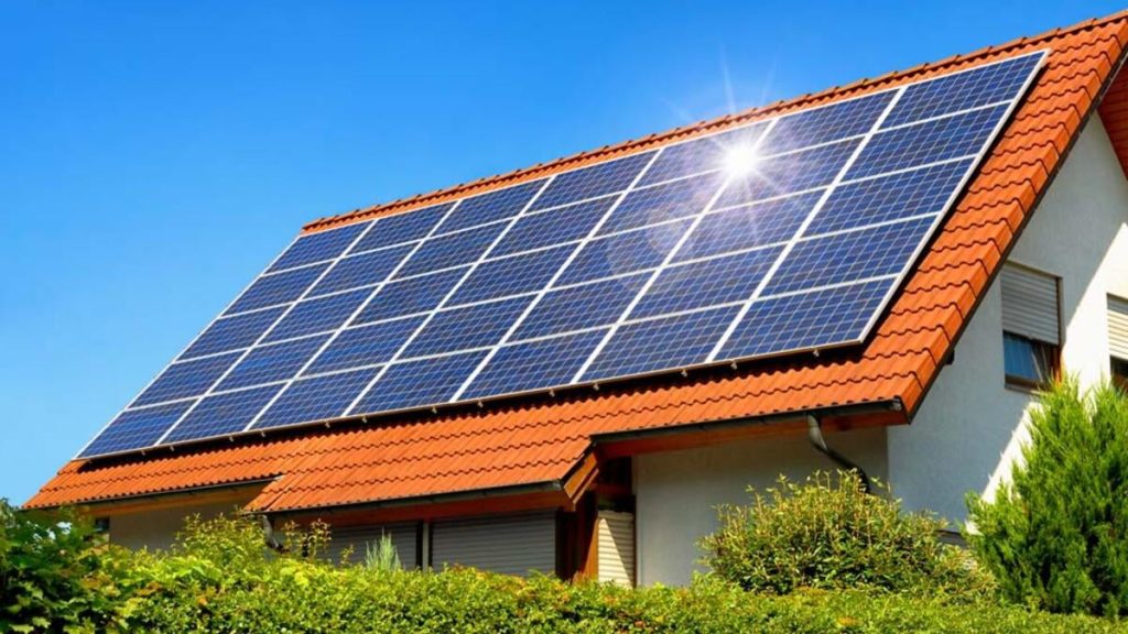 découvrez tout sur la durée de vie des panneaux solaires : combien d'années peuvent-ils fonctionnent efficacement, les facteurs qui influencent leur longévité et les conseils pour maximiser leur performance.