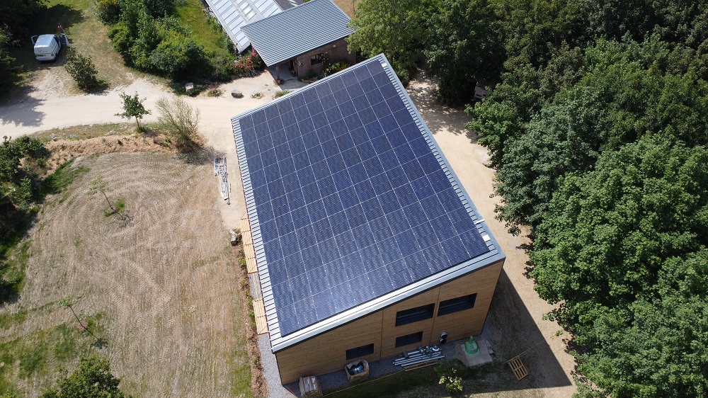 découvrez la durée de vie des panneaux solaires et comment maximiser leur performance. apprenez tout sur les facteurs influençant leur longévité et les meilleures pratiques d'entretien pour assurer un investissement durable et rentable.