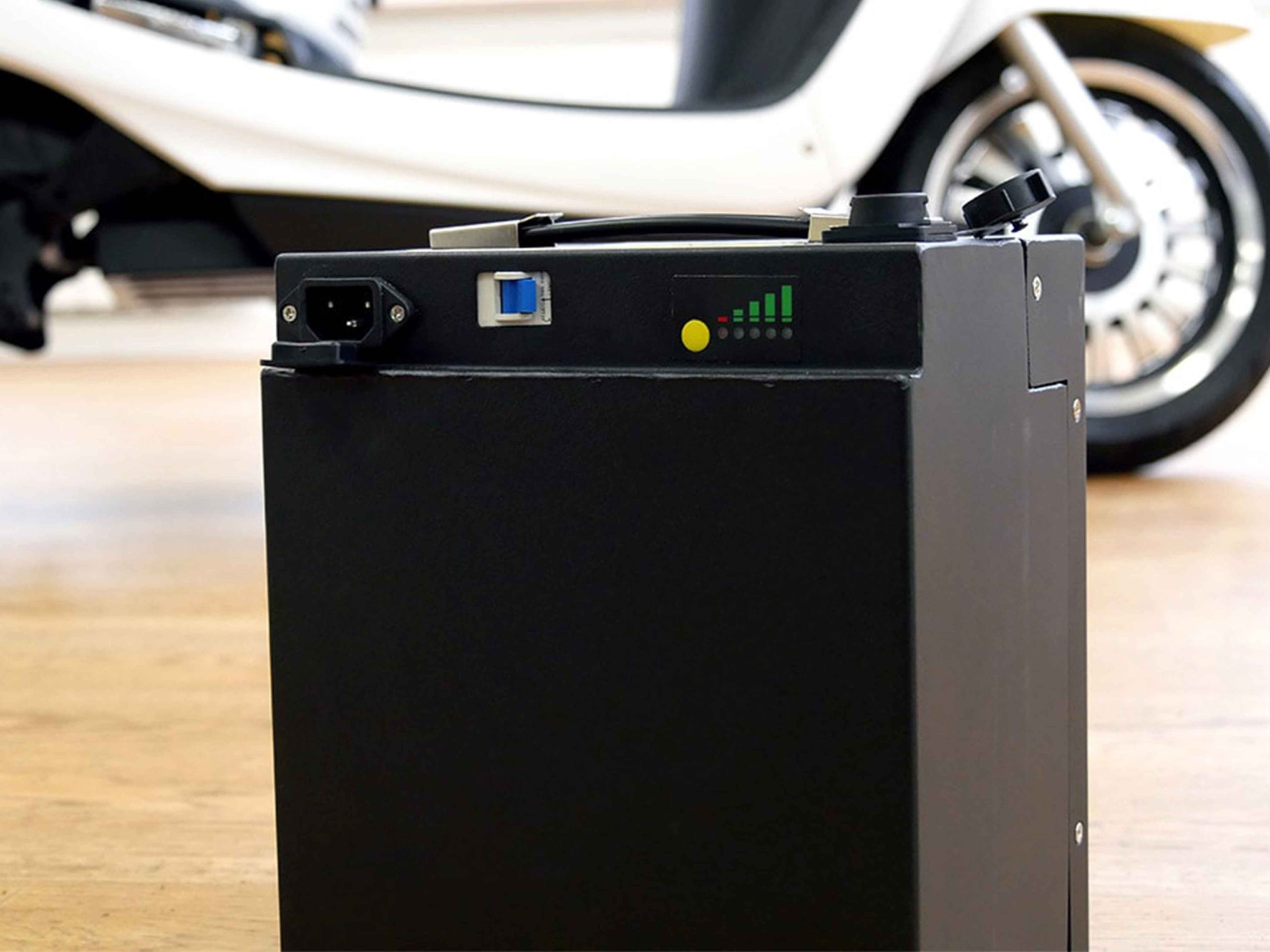 découvrez notre sélection d'e-batteries performantes et durables, idéales pour alimenter tous vos appareils électroniques. profitez d'une énergie fiable et efficace pour vos besoins quotidiens.