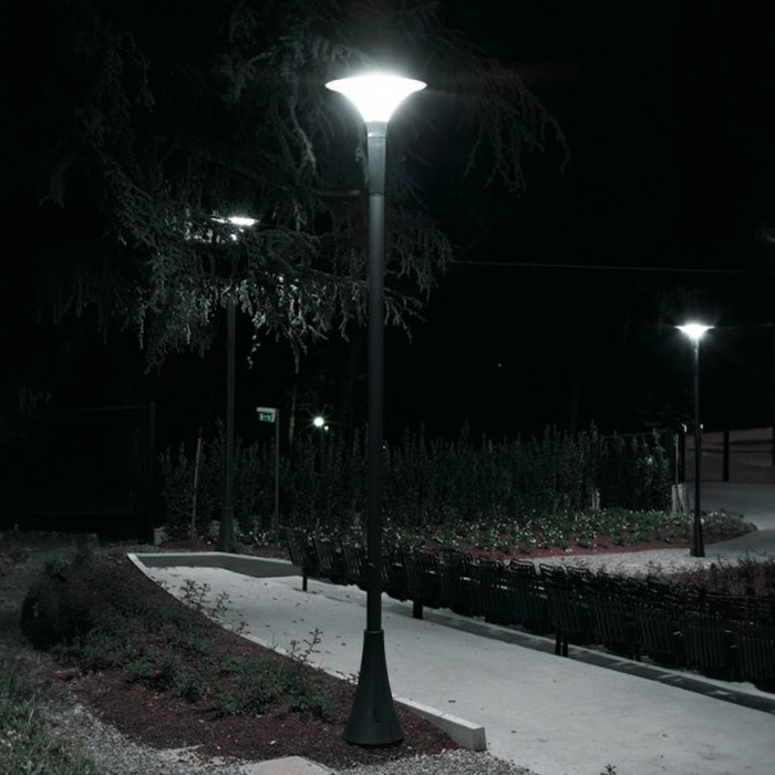 découvrez l'éclairage solaire pro, une solution innovante et écologique pour illuminer vos espaces extérieurs. profitez d'une installation facile, d'une autonomie énergétique et d'un design moderne, tout en réduisant votre empreinte carbone.